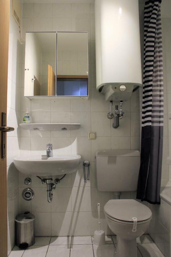 Modernes Apartment Im Herzen Von Wurzburg Bagian luar foto